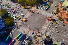 intersection. 교차로. - 니콘 Talk intersection. 교차로.