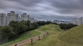 [ NX - 500mm + 1224mm ]         비온후의 배산 고분군............[BGM] - 삼성 Talk [ NX - 500mm + 1224mm ]         비온후의 배산... 