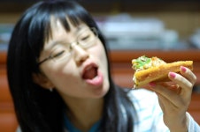 피자먹는 돌고래~~~ - 팝코넷 | 포토 갤러리 피자먹는 돌고래~~~