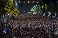 오늘자 검찰개혁 촛불집회 사진들 - 팝코넷 | 팝게&톡 이슈게시판 오늘자 검찰개혁 촛불집회 사진들