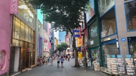 명동길은 시원하네요 - 팝코넷 | 자유게시판 명동길은 시원하네요