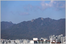 뒷 산 둘레길 가려다 - 캐논 Talk 뒷 산 둘레길 가려다