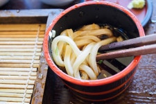 [P5] 홍대 자루우동 - 올림푸스 Talk [P5] 홍대 자루우동