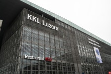 [D+1] 오늘 학교안에 만발한 벚나무를 좀 찍을렸더니~~~~~~ - 소니 Talk [D+1] 오늘 학교안에 만발한 벚나무를 좀 찍을렸더니~~~~~~