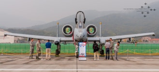 울 나라에서 쉽게 볼 수 없는 기체들.... - 팝코넷 | 포토 갤러리 울 나라에서 쉽게 볼 수 없는 기체들....