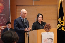 민주평화통일자문회의 | 지역회의·협의회 > 해외 지역회의·협의회 > 활동현황 | <자문위원이 만들어가는 북한인권 통일음악회>개최... 
