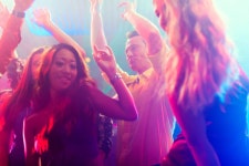 How to Have a Fun Night When Youre Broke | Readers Digest 9 Ways to Have a Fun Night Out (Even When You’re Broke)