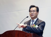 상세보기 < 인물/동정< 새소식 < 정책홍보 < 농촌진흥청 [인물/동정]곤충식품 페스티벌 및 심포지엄 개최 