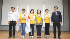 대한적십자사 > 소통 > 홍보관 > 사진 상세 대한적십자사 서울특별시지사