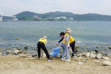 울산마임달동지사 | 울산지사 > 홍보자료실 > 사진자료실 상세 대한적십자사 울산광역시지사
