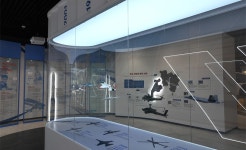 우주항공>사천항공우주과학관>전시관안내>전시관안내>1층 전시관 | 사천시 : 대한민국 우주항공 수도 사천시 : 대한민국 우주항공 수도 > 1층 전시관