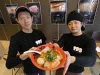 幼なじみの２人運営「１９３」 - 産経ニュース... 洲本のチャレンジショップ２号店　淡路牛骨ラーメンいかが　幼なじみの２人運営「１９３」
