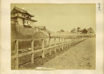 「御本丸」と書かれた江戸城の写真｜取り壊し寸前の江戸城も　明治初… 写真4/5｜産経ニュース 取り壊し寸前の江戸城も... 