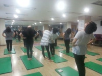 성동구 > 왕십리제2동 > 동네소개 및 소식 > 포토앨범 > 요가 야간반 프로그램 안내