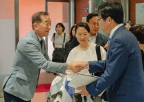 김양희 의장 > 포토갤러리