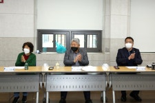 서대문구의원누리집 - 이종석의원 홈페이지 > 의원동정 > 의정활동사진 (제목 : 홍은도담도서관 및 홍박공원 가로공간 리모델링 간담회) 