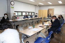 서대문구의원누리집 - 이종석의원 홈페이지 > 의원동정 > 의정활동사진 (제목 : 홍은도담도서관 및 홍박공원 가로공간 리모델링 간담회) 