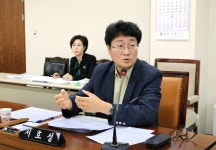 서대문구의원누리집 - 서호성의원 홈페이지 > 의원동정 > 의정활동사진 (제목 : 제228회 임시회 제1차 행정복지위원회) 
