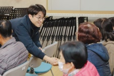 서대문구의회 누리집 - 의정활동 > 의정활동사진 (제목 : 천연동 자치회관 프로그램 발표회) 서대문구의회
