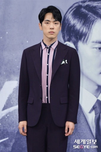 [포토] 김정현 '카리스마 눈빛' | 세계일보 [포토] 김정현 '카리스마 눈빛'