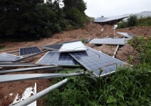 산비탈 우후죽순 태양광, 산사태 피해 키웠다 | 세계일보 산비탈 우후죽순 태양광, 산사태 피해 키웠다