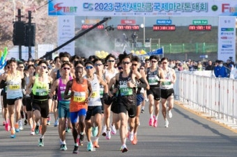 군산 새만금국제마라톤대회 풀코스 전수환·이수민 우승 | 세계일보 군산 새만금국제마라톤대회 풀코스 전수환·이수민 우승
