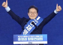 민주 첫 순회경선지 충청...이재명 3년 전 패배 후 더 지독하게 준비 | 세계일보 민주 첫 순회경선지 충청...이재명 3년 전 패배 후 더 지독하게... 