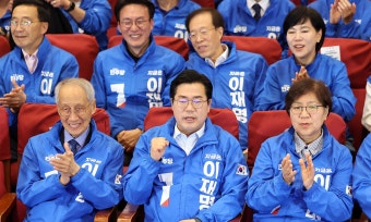 박찬대, 과반득표 출구조사에 