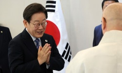 ‘임기 1년’ 보선… 2026년 지선 승리 땐 연임 가능성도 [심층기획-민주 8·2 전대 두 후보 다른 스타일] | 세계일보 ‘임기 1년’ 보선... 