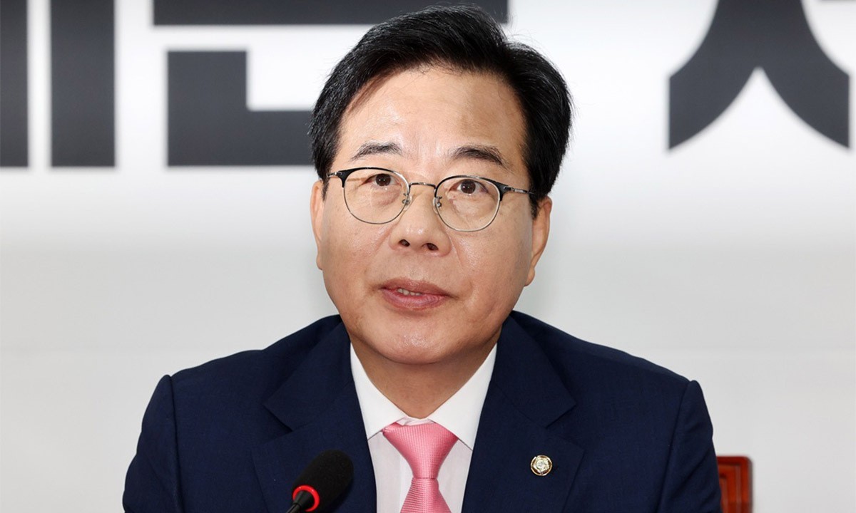 여야 원내대표들과의 회동, 후보자 지명철회 논의에 대한 대통령 고민 중