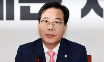 여야 원내대표들과의 회동, 후보자 지명철회 논의에 대한 대통령 고민 중