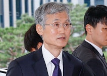 조희대, 신임 법관들에 