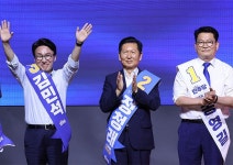 김민석, 서울·경기 경선에서 정청래를 근소한 차이로 제치고 1위 차지