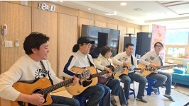 학습동아리 활동 소식- 청라통기타 모니카 요양원 재능기부 공연 내용 | 인천광역시 서구 평생학습관>평생학습 동아리>학습동아리 활동 소식 인천... 