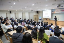 포토,현장속으로!-20251220 대학진로탐색 멘토링 내용 | 인천광역시 서구 구청장>서구소식>포토,현장속으로!