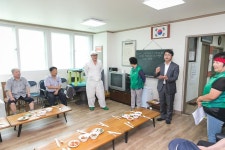 사진뉴스-20180723 가정1동 경로당 삼계탕 대접 내용 | 인천광역시 서구 홍보관>서구는 지금>사진뉴스