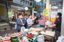사진뉴스-20180918 추석명절 강남시장_경제에너지과 내용 | 인천광역시 서구 홍보관>서구는 지금>사진뉴스
