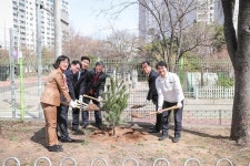 사진뉴스-20190408 서부 발전 4사 미세먼지 저감을 위한 숲 조성 기공식 내용 | 인천광역시 서구 홍보관>서구는 지금>사진뉴스