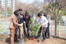 사진뉴스-20190408 서부 발전 4사 미세먼지 저감을 위한 숲 조성 기공식 내용 | 인천광역시 서구 홍보관>서구는 지금>사진뉴스