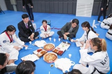 사진뉴스-20190323 서구태권도 시범단 위촉장 수여식 내용 | 인천광역시 서구 홍보관>서구는 지금>사진뉴스
