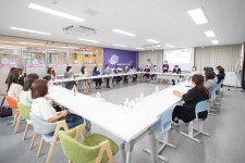 사진뉴스-20220928 경연초중학교 서구청 지원 에코스마트팜 간담회 내용 | 인천광역시 서구 홍보관>서구는 지금>사진뉴스