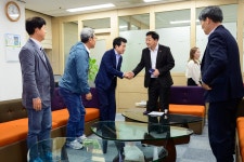 서귀포시 이웃돕기 상품권 기탁(한영회) - 시정뉴스 홈페이지 서귀포시청