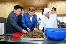 행정안전부 장관 남원읍 신흥2리 동백마을 방문 - 시정뉴스 서귀포시청