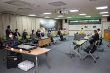 신안자생식물연구센터 전시물 제작・설치 용역 최종보고회 개최 ﻿신안자생식물연구센터 전시물 제작・설치 용역 최종보고회 개최