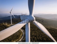 메인주에서 재생에너지를 제공하는 풍력발전기의 공중전망 스톡 사진 2365263429 | Shutterstock