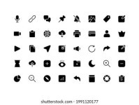 한 여자가 새 옷을 사기 위해 스톡 벡터(로열티 프리) 1774456880 | Shutterstock