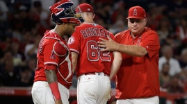 13. Los Angeles Angels (73-70, plus-4, LT: 12) - Sports Illustrated 13. Los Angeles Angels (73-70, plus-4, LT: 12)