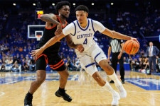 Two stock risers from Kentuckys exhibition win over Georgetown College - Sports Illustrated Kentucky Wildcats News, Analysis and... 
