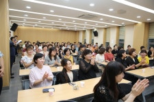 (글보기)별고을교육원 2학기학부모총회 참석 성주군청 > 성주소개 > 군정홍보 > 성주군 새소식 보기 성주문화관광