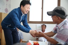 대가면 도남2리 경로당 에어컨전달(부창건설 대표김치수) 성주군청 > 성주소개 > 군정홍보 > 성주군 새소식 보기 성주문화관광